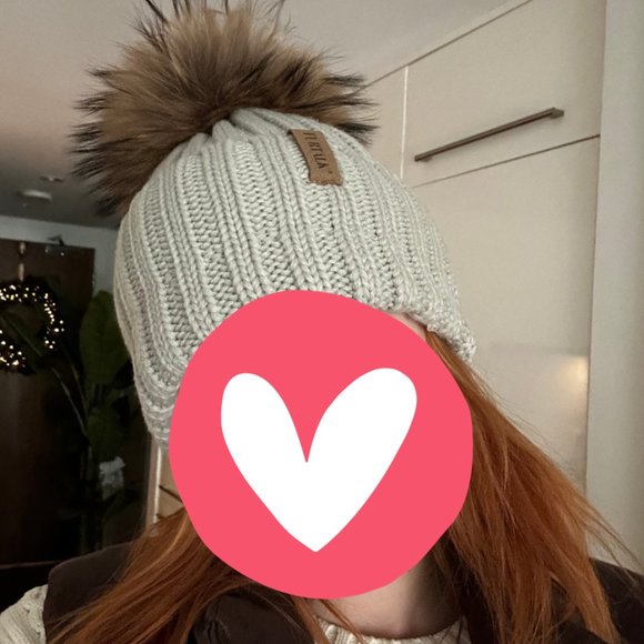 Fur Beanie/ Touque - Picture 2 of 3